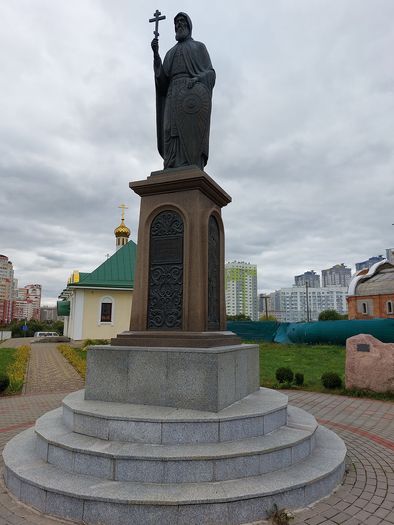 Минск. Памятник преподобного Сергия Радонежского